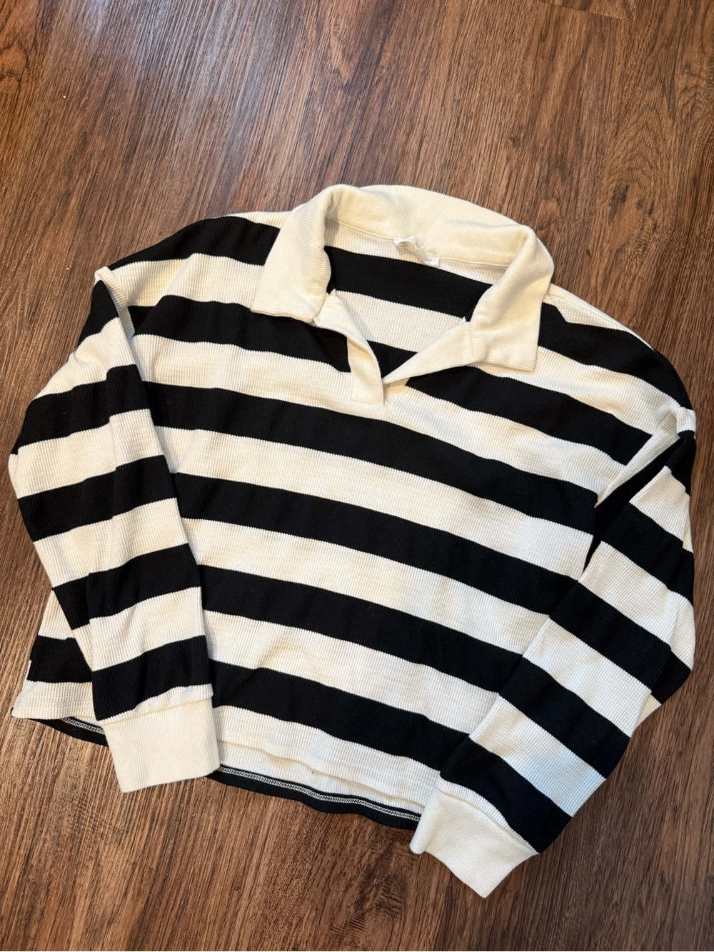 Black and White Striped Collared Pullover - Picture 2 of 3